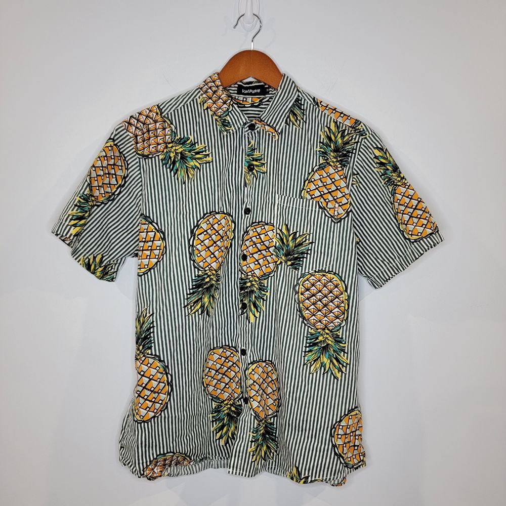 VatPave Hawaiian Shirt Men's Medium M Pineapple Stripes Short Sleeve